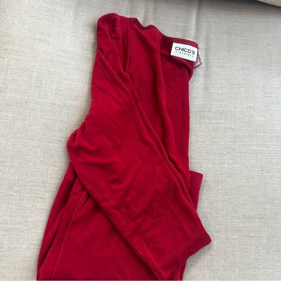 Chico’s Travelers Top - Picture 8 of 8